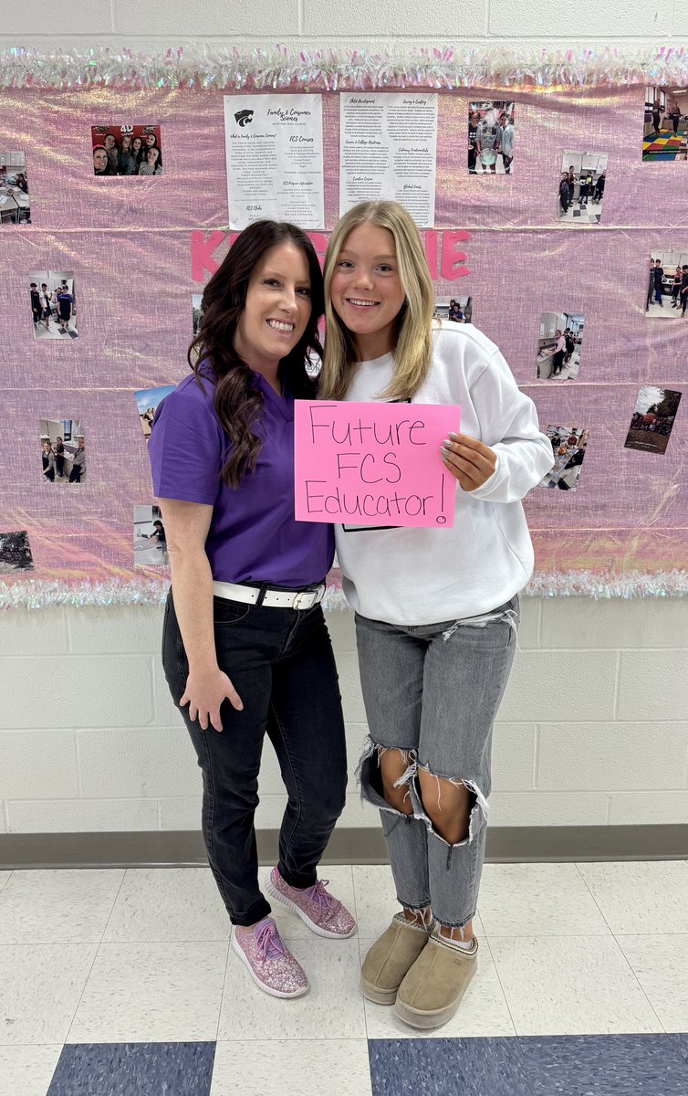 Wrapping up #FCSweek with #FeatureFriday. 

So excited to have a future FCS educator in my classes!💜

#elevateFCS #SayYesToFCS 

<a href="/RyleeR10/">Rylee Rich</a> <a href="/aafcs/">Jack</a> <a href="/KeystoneSchools/">Keystone Schools</a> @MrKohler2