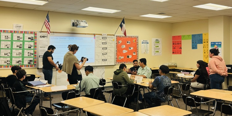 Yesterday our AVID Excel and AVID Emerge programs were showcased during our AVID School Showcase and were filmed!! We are extremely proud of our ESL Teachers and Scholars!! ❤️🐾#BulldogNation