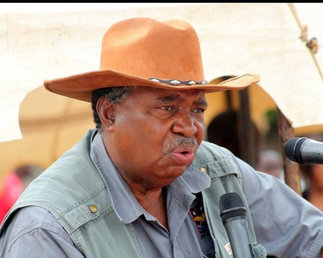 MutinhiriTracy's tweet photo. My sincere condolences to Mpoko family &amp; to HE President ED Mnangagwa, Govt of Zimbabwe and Zanupf on sad loss of Comrade Report Mpoko you ran your race MHSIP https://t.co/hQBHL2ChqZ