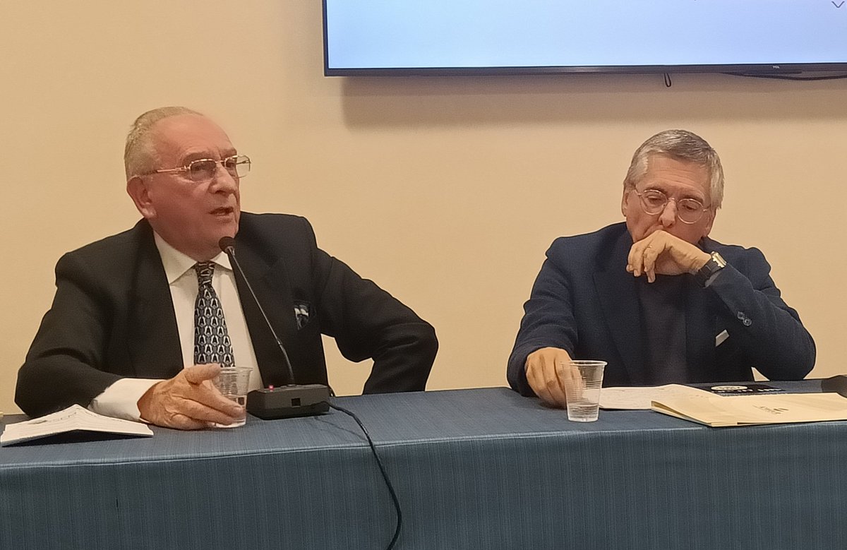 CeSEMS's tweet photo. Nuove immagini dal convegno di Roma, "No all'escalation del conflitto in Ucraina. I popoli europei vogliono la pace. 

#Ucraina #cesem https://t.co/co4cLUfOam