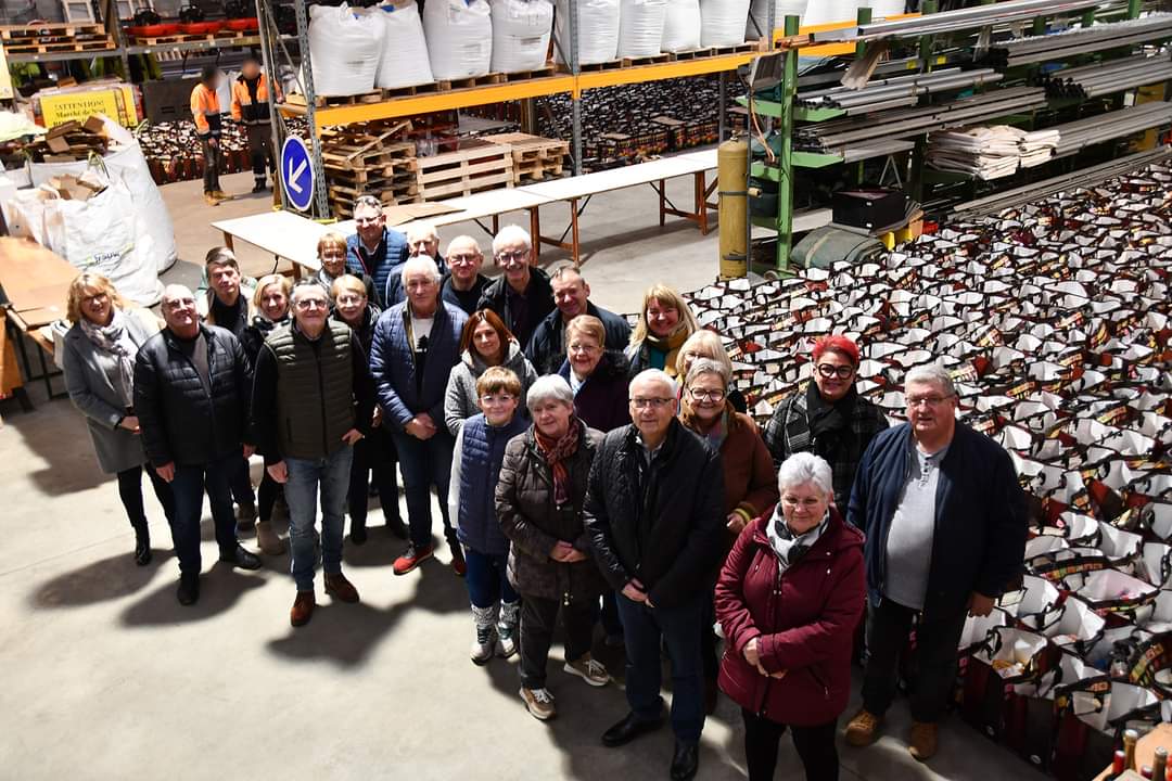 #viedesaines #solidarité