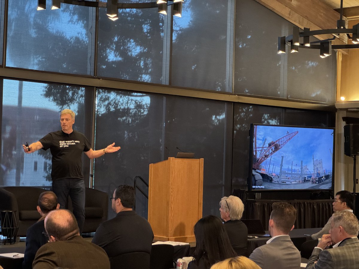 Martin Fischer, PhD (Stanford) delivered an insightful presentation on transitioning from Product Design to Process Design. Martin emphasized the importance of integrating design and production planning to optimize workflows, reduce inefficiencies, and deliver superior outcomes.