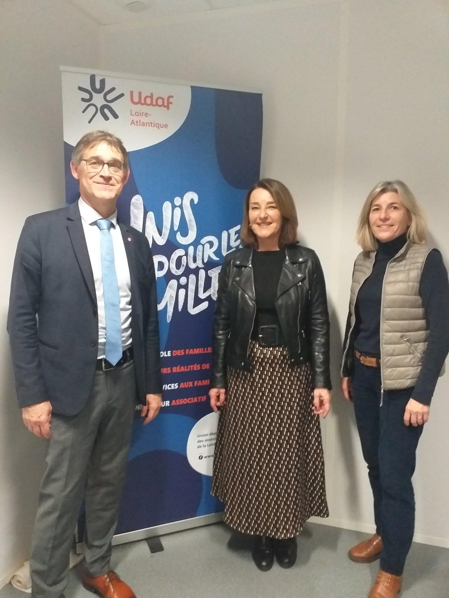 Udaf de Loire-Atlantique (@udaf44) on Twitter photo L'Udaf de Loire-Atlantique a reçu le Député <a href="/JeanClaudeRaux/">Jean-Claude Raux</a> dans ses locaux.
Pour en savoir plus sur la rencontre 👇
udaf44.fr/rencontre-avec… L'Udaf de Loire-Atlantique a reçu le Député <a href="/JeanClaudeRaux/">Jean-Claude Raux</a> dans ses locaux.
Pour en savoir plus sur la rencontre 👇
udaf44.fr/rencontre-avec…