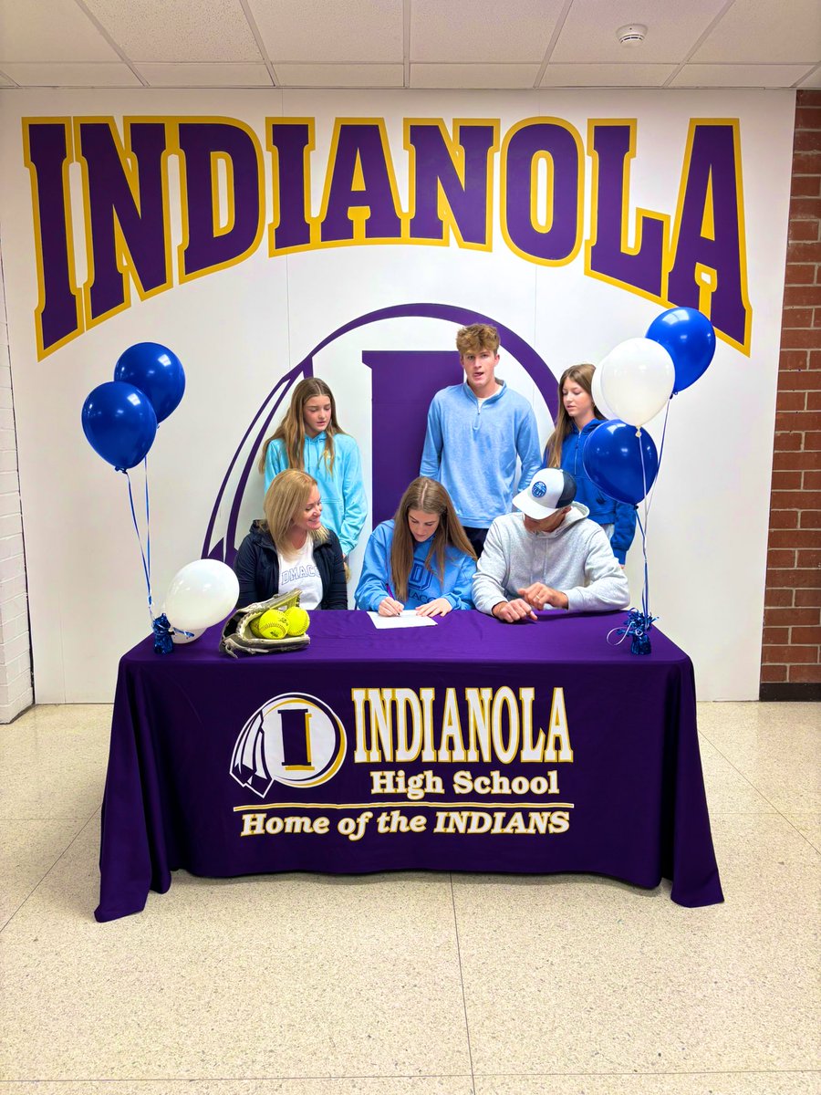 Signing Day!! Go bears! 🐻💙🫶🏼