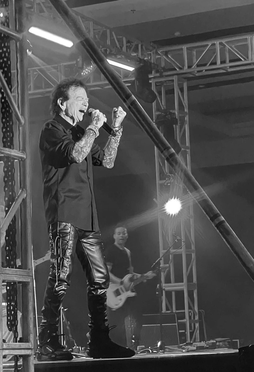 AirSupplyMusic's tweet image. THANK YOU Bacolod !!!! We loved seeing your beautiful faces and looking forward to returning again soon !!! ♥️🇵🇭