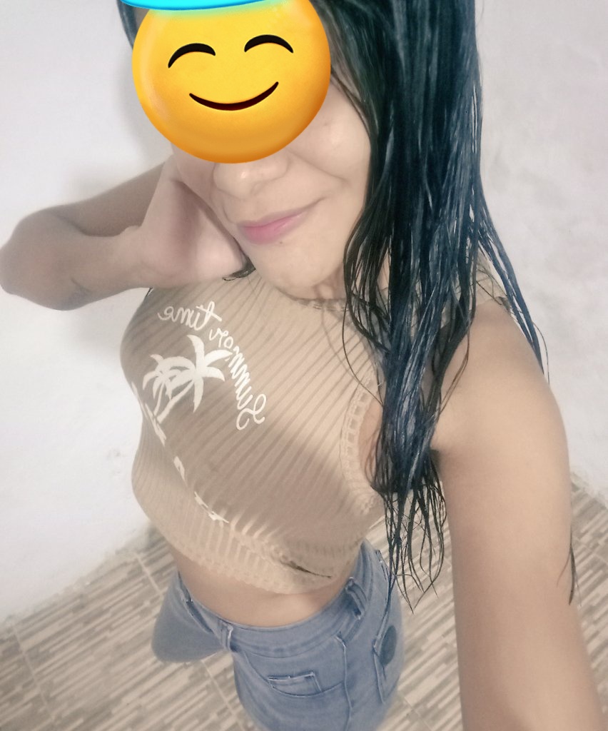 Caracas_alanita's tweet photo. Hola bueno días amores activa https://t.co/VYh9OUveXj