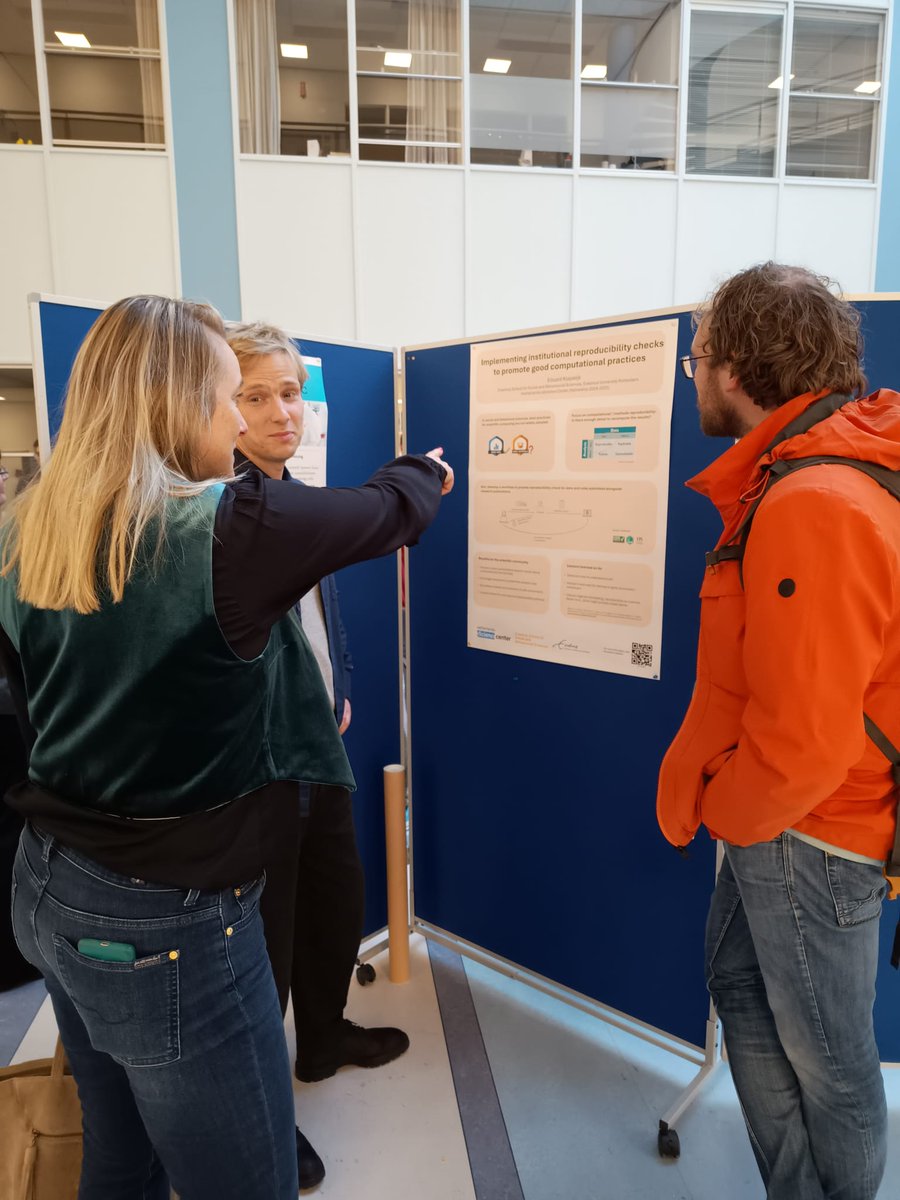 We were at the Annual Symposium of the Dutch Reproducibility Network presenting a poster about the #Fellowship Programme today! It was a great seeing former fellows and talking about the future of reproducibility.