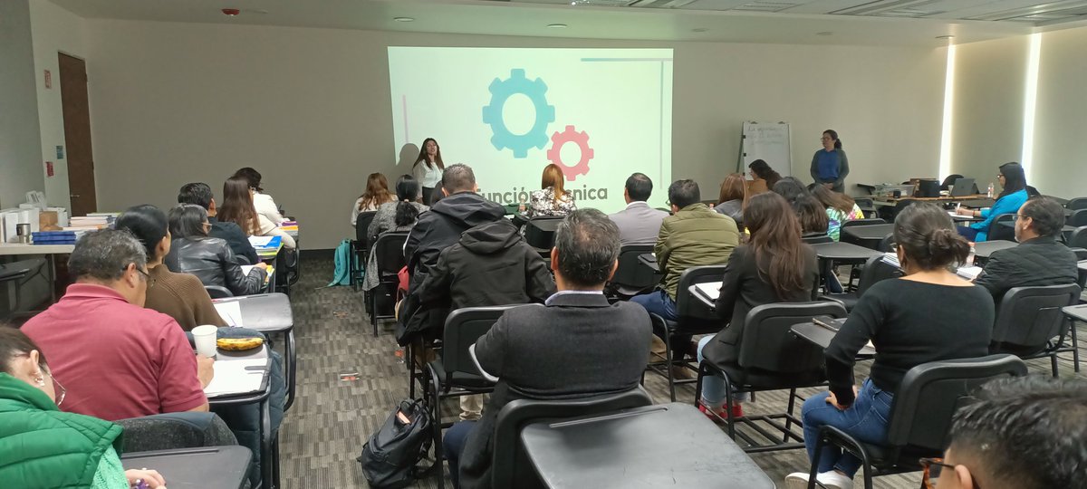 CapacitaINAI's tweet photo. 👥 ¡Ya inicio nuestro segundo día de cursos especializados!

Herramienta: 🔧 Storytelling 

🗣️ Comunicarnos con los otros implica apelar a lo común ¿Lo habías pensado? 

🫂 ¡Gracias a nuestros participantes! https://t.co/7gIVItgLJn