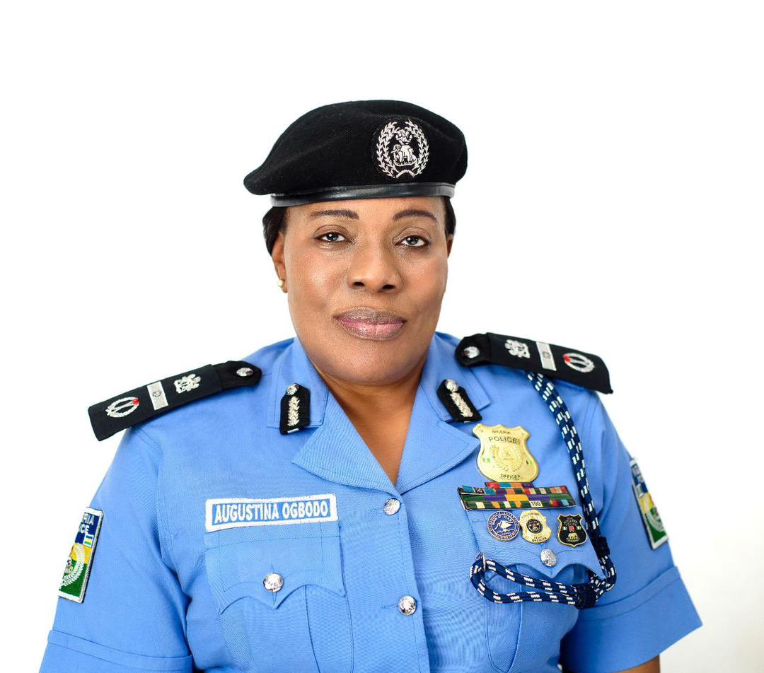 PoliceNG's tweet photo. PRESS RELEASE

INTERNAL SECURITY: IG ORDERS POSTING OF ZONAL AIGs, AIG FCID ANNEX.

Charges Officers to Curb Misconduct, Ensure Professionalism.

The Inspector-General of Police, IGP Kayode Adeolu Egbetokun, Ph.D., NPM., has ordered the immediate posting of Assistant Inspectors-General of Police (AIGs) as heads of Police Zonal Commands of Zones 1, 4 and 9, and also a new AIG to head the Force Criminal Investigation Department (FCID) Annex,  Lagos.

The order covers the deployment of the AIG Suleiman M. Yusuf as AIG Zone 9, Umuahia; AIG Ahmed Ammani as AIG Zone 1, Kano; AIG Zachariah Fera as AIG Zone 4, Makurdi and AIG Augustina N. Ogbodo as AIG FCID Annex, Lagos

This posting comes after the retirement of some of the AIGs who were previous heads of the Zonal Commands and the recent promotion of the former AIG Zone 1, DIG Ari Muhammed Ali and his appointment as the DIG Department of Operations, Force Headquarters, Abuja. 

The IGP urges the new AIGs to ensure, strict supervision, diligence in the discharge of their lawful duties and further encourages them to key into the police reform plans viz-a-viz projection of policing ethics and professional conducts. The IGP further charges the officers to checkmate all forms of misconduct and ensure officers exhibit peak professionalism, aiding the progress of the Nigeria Police Force and the growth of the country in general.

ACP OLUMUYIWA ADEJOBI, mnipr, mipra, fCAI
FORCE PUBLIC RELATIONS OFFICER,
FORCE HEADQUARTERS,
ABUJA.
 
6th December, 2024
