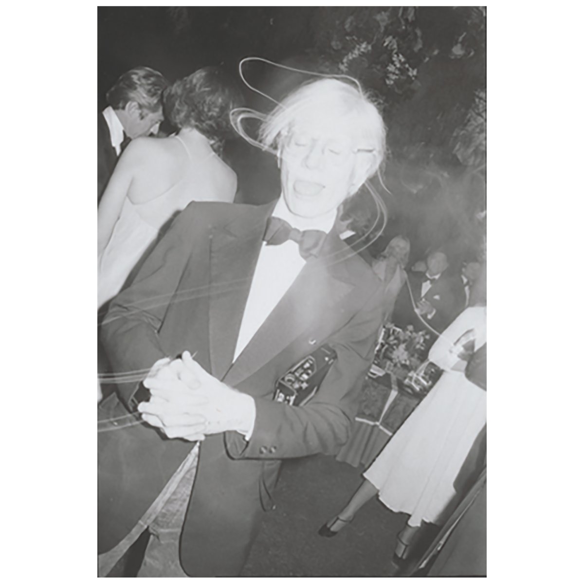#PhilosophyFriday

"The ultimate party- the one you're really dying to get invited to-is the one where the worst person who's going to be there is you."— Andy Warhol