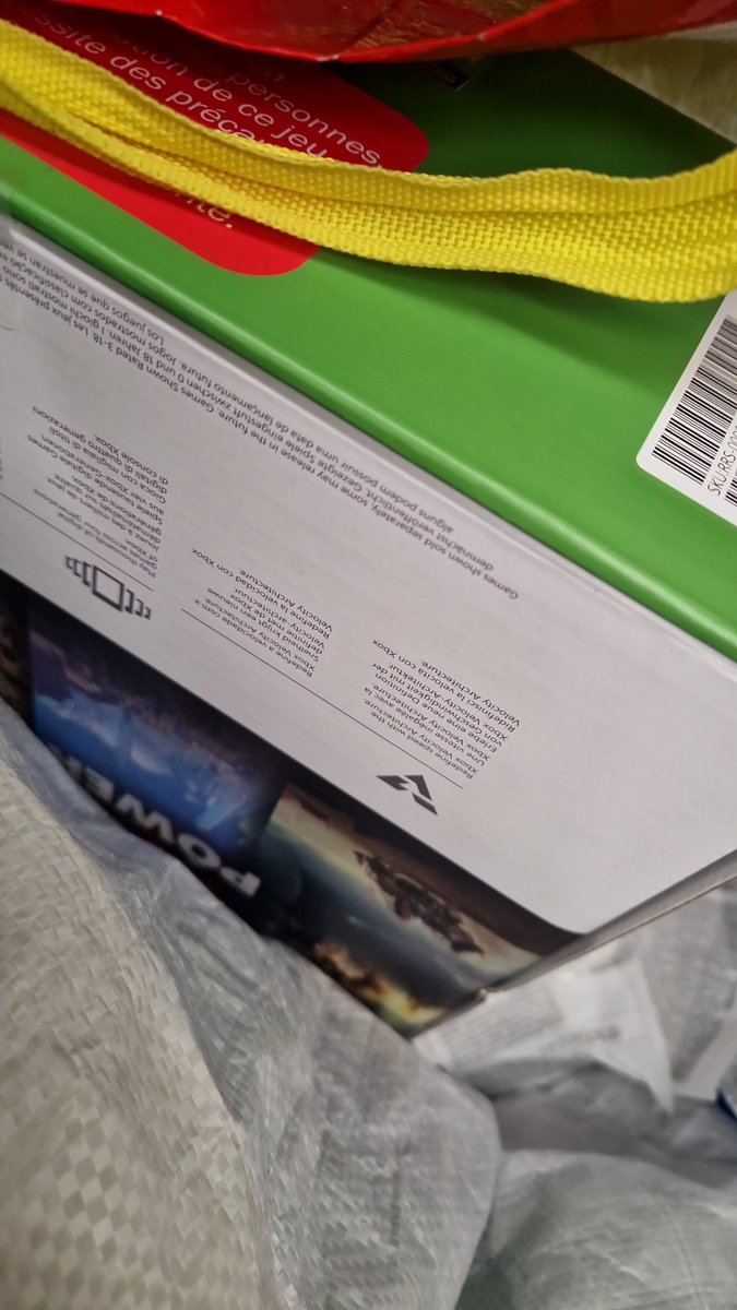 Hab ich mir gerade eine <a href="/XboxDACH/">Xbox DACH</a> gekauft damit ich Indiana Jones spielen kann weil an meinen neuen PC Teilen irgendwas kaputt ist und mein alter PC das nicht packt? Die Antwort lautet ja