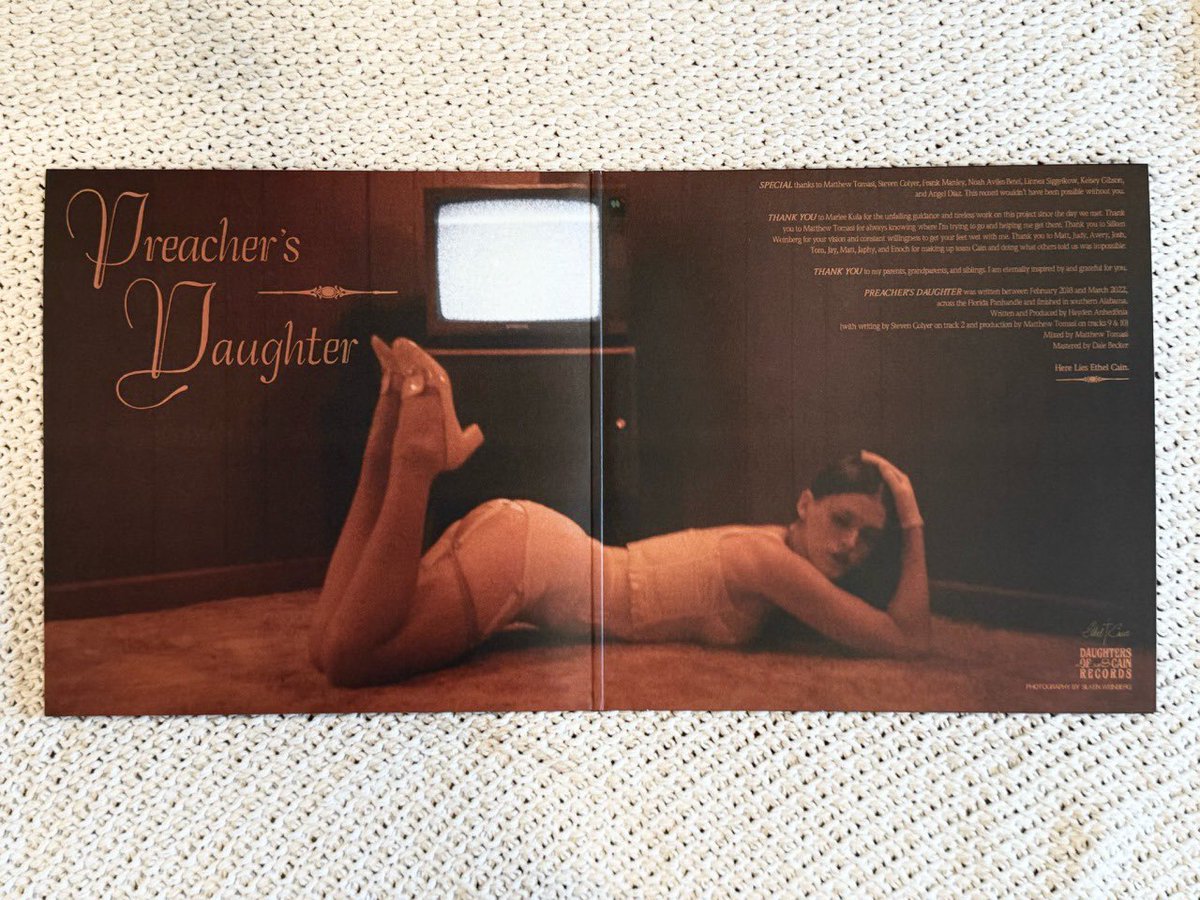 ethelcaindata's tweet photo. First look at Ethel Cain’s “Preacher’s Daughter” vinyl record, out January 17, 2025. https://t.co/bA0KdjtfJ1