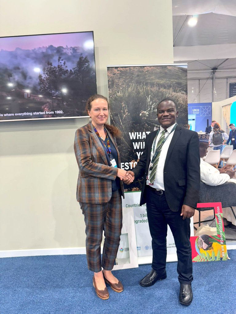 Dr_JibCares's tweet photo. At @Cop16Riyadh 
Attending the session on land restoration organized by @Decade2Restore in @UNEP Pavilion

With little Kiara, we agreed to celebrate 10% recovery in the lost ecosystem by 2030

I interacted with Natalia Alekseeva our coordinator &amp; Bethanie Walder of @SERestoration https://t.co/RVlZfy3btJ