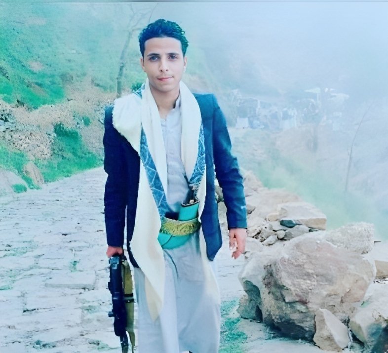 تستبشر الغابة
برحيل الأسد ولا
تعلم أن الضباع
قادمة