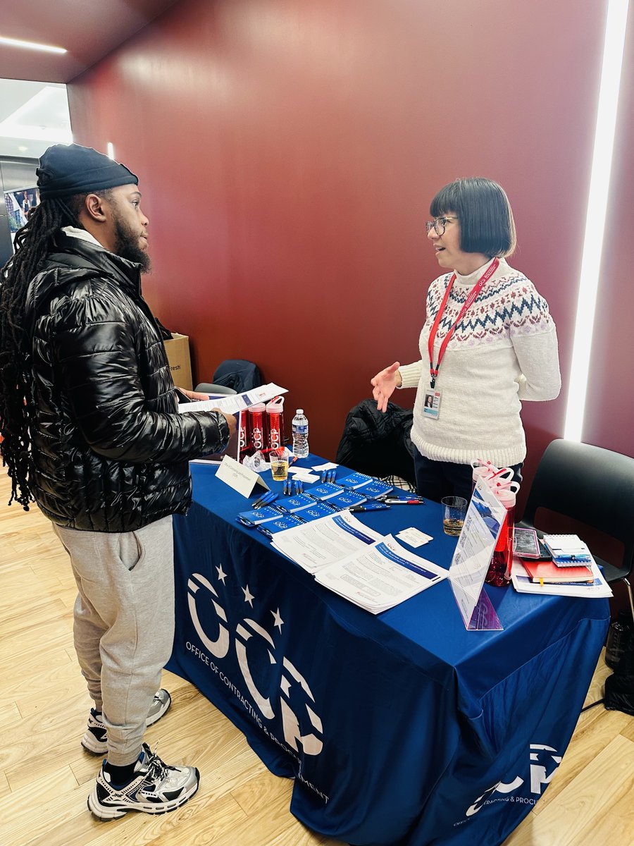 DCDGS's tweet image. Thank you to everyone who joined us at DGS’ first Small Business Networking Reception! We are here to support DC’s small business community— let&apos;s continue to work together to create a brighter future for small and local businesses. #SmallBizDC