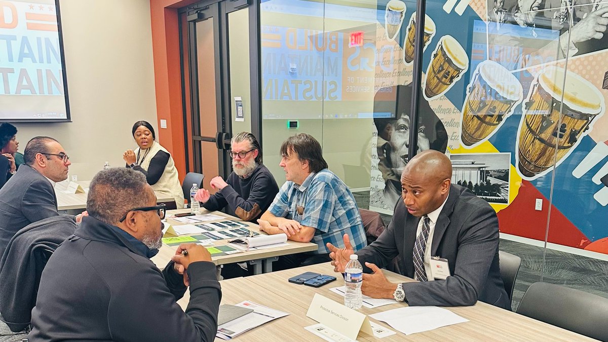 DCDGS's tweet image. Thank you to everyone who joined us at DGS’ first Small Business Networking Reception! We are here to support DC’s small business community— let&apos;s continue to work together to create a brighter future for small and local businesses. #SmallBizDC