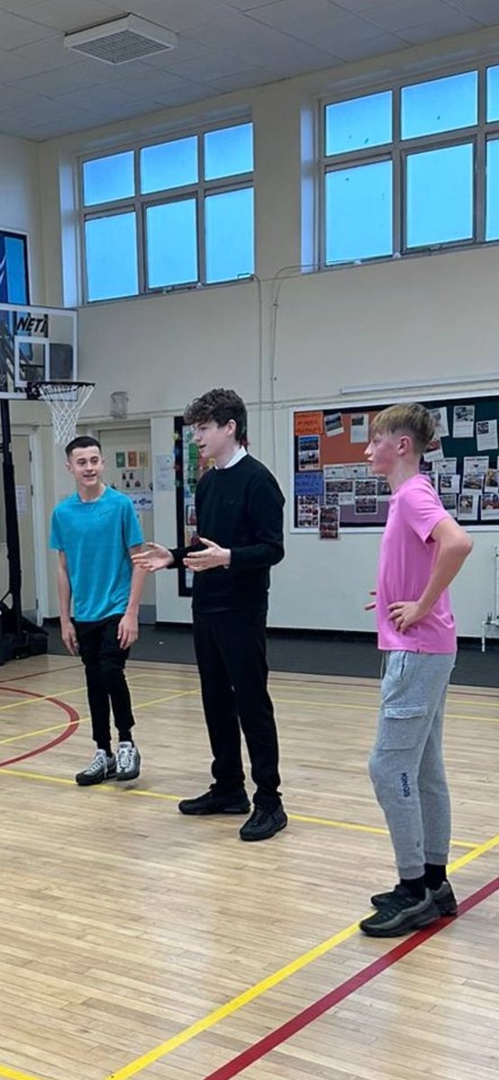 CALA pupils practicing their leadership skills in Banchory PS this afternoon. Well done Michael, Tian, Braedyn &amp;Rebecca! Looks like everyone had great fun 🤩