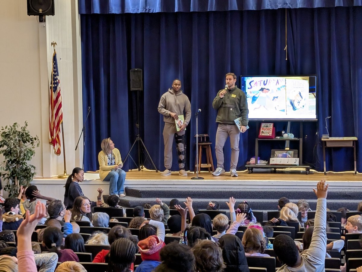 CvilleSchools's tweet photo. Thank you to Chris Long and Joe Reed for leading storytime at @JohnsonSchoolVA! The NFL players read to students and then announced a donation of 1,300 books through the Chris Long Foundation. We appreciate their support of books as an essential need for our students! https://t.co/T95pScvYMm