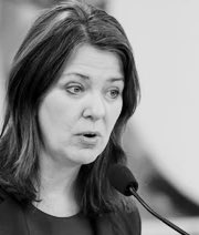 JasonOnTheDrums's tweet image. #Ableg

Unemployment by Canadian City:

Halifax:  6.2%
Quebec City:  4.5%
Ottawa:  6.1%
Winnipeg: 5.9%
Regina: 5.8%
Victoria:  4.4%

#YEG:  8:1%
#YYC:  8.4%
North AB: 10.7%

This is NOT Trudeau hurting Canada
This is Smith IGNORING Alberta

Smith’s choices are hurting Albertans.