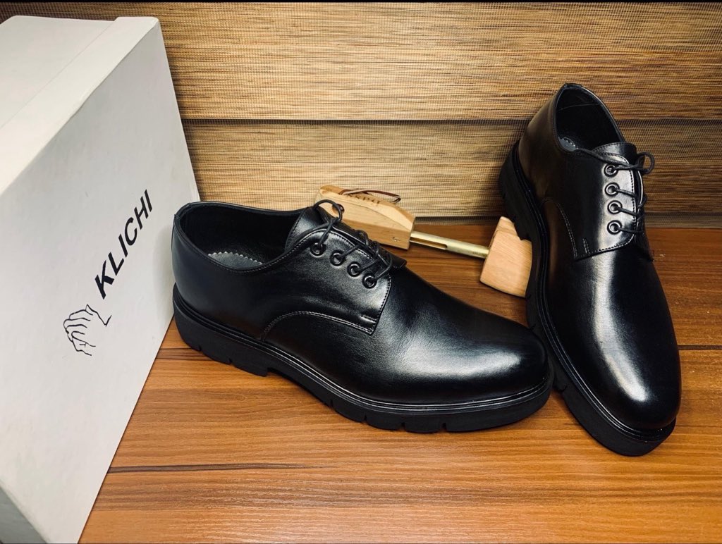 Klichi_wears's tweet photo. I'm counting on y’all to lend your support by dedicating a brief moment to retweeting my shoe craft sharing them with a wider audience 😩🙏❤️

Expert in shoe production 
100% premium leather 
Made in Lagos 
Nationwide delivery 
55k

Naira Wizkid Chike Mile 2 Dollar 2face #Davidofunds #TheExperience19 Afe Babalola #NonsMiraj naira mile 2 access Belgium chike Arsenal Chelsea Kelly Jose laptop Christmas sell