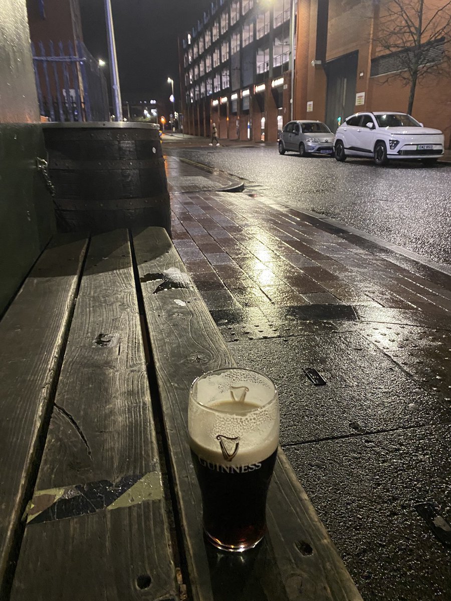 illtakeapint's tweet photo. @Briansmyth99 I had a super pint of creamy Guinness in Belfast last Friday for £5:20 - Guess the pub 😂 https://t.co/PePR8ltxas