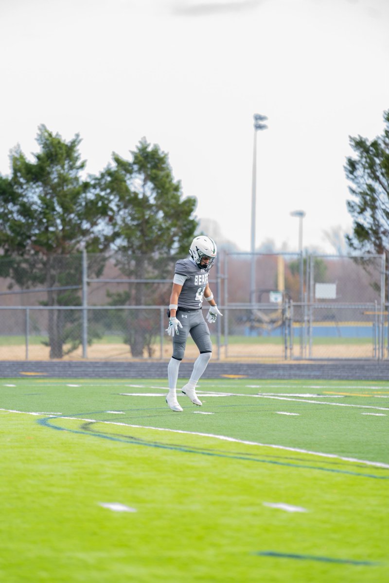 πππ¦πππ§ ππ’π¦π¦π¨π§π¬ β (@camden_simmons) on Twitter photo Blessed to receive 1st Team All Region Off. All-Purpose and 1st Team All Region PR. Big thank you to my coaches, trainers, teammates and family. #AGTG
<a href="/RHSBears_FB/">Riverbend Football</a> <a href="/CoachJSharon/">Coach Sharon</a> <a href="/RocCarmichael/">Roc Carmichael</a> <a href="/Action_Speed_Tr/">Action_Wallace π¨</a> <a href="/AMannicciCuse/">Aaron Mannicci</a> <a href="/AlexKellyCuse/">Alex Kelly</a> <a href="/RossDoug21/">Ross Douglas Sr.</a> <a href="/JMUJackBoucher/">Jack Boucher</a> Blessed to receive 1st Team All Region Off. All-Purpose and 1st Team All Region PR. Big thank you to my coaches, trainers, teammates and family. #AGTG
<a href="/RHSBears_FB/">Riverbend Football</a> <a href="/CoachJSharon/">Coach Sharon</a> <a href="/RocCarmichael/">Roc Carmichael</a> <a href="/Action_Speed_Tr/">Action_Wallace π¨</a> <a href="/AMannicciCuse/">Aaron Mannicci</a> <a href="/AlexKellyCuse/">Alex Kelly</a> <a href="/RossDoug21/">Ross Douglas Sr.</a> <a href="/JMUJackBoucher/">Jack Boucher</a>