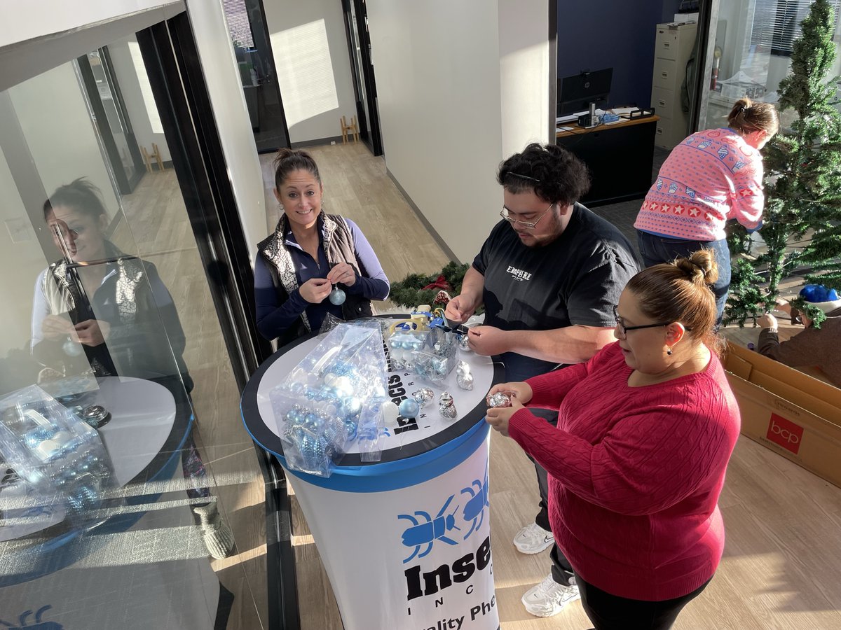 InsectsLimited's tweet image. 🎄✨ Deck the Halls at Insects Limited! ✨🎄

Our team came together to spread holiday cheer as we transformed The Center for Stored Product Protection into a festive wonderland! 🎁🎅

#Teamwork #HolidayCheer #InsectsLimited #DeckTheHalls #FestiveFun #StoredProductProtection