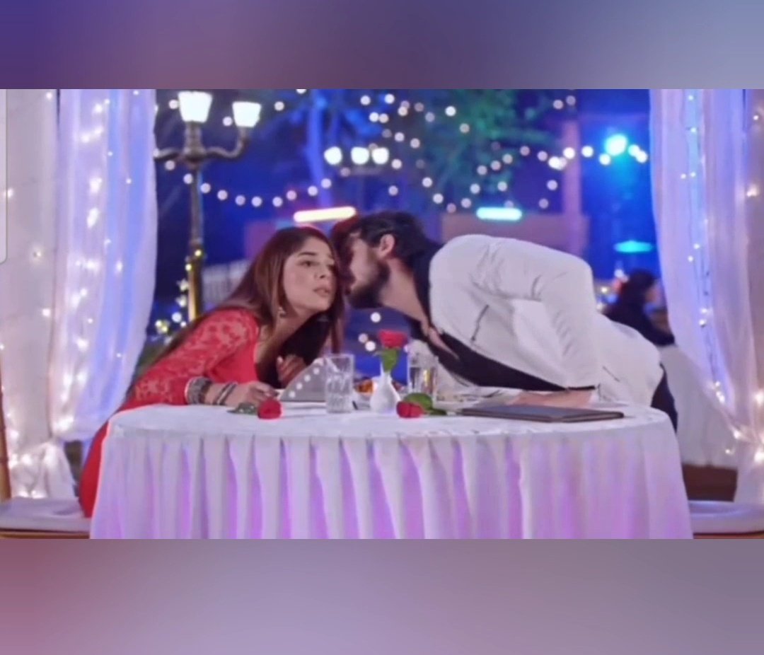 malek15861's tweet photo. The best date because of this kiss 

PARAS SLAYED AS RAJVEER 

#PALVEER https://t.co/yS8pbAWH5y