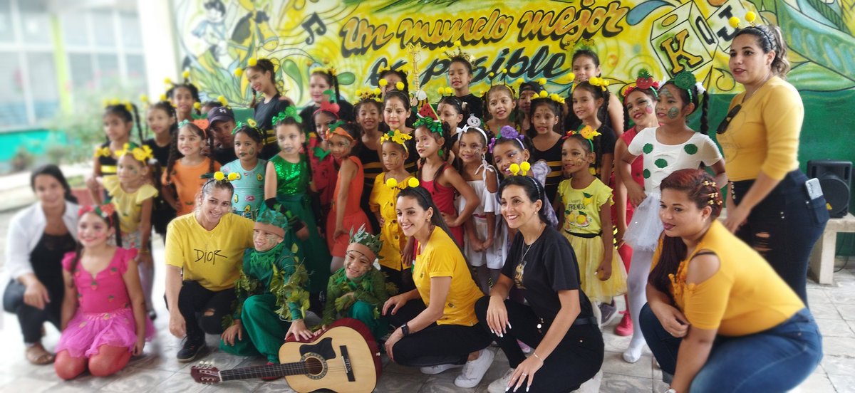 Recibímos en #BueyArriba  la visita que evalua el avance del Proyecto Alimentario Cuba - Rusia! 🌱🤝

Estamos emocionados de mostrar los logros y el impacto positivo de esta colaboración en nuestra comunidad. 

¡Juntos hacia un futuro más saludable y próspero! 🍽️✨