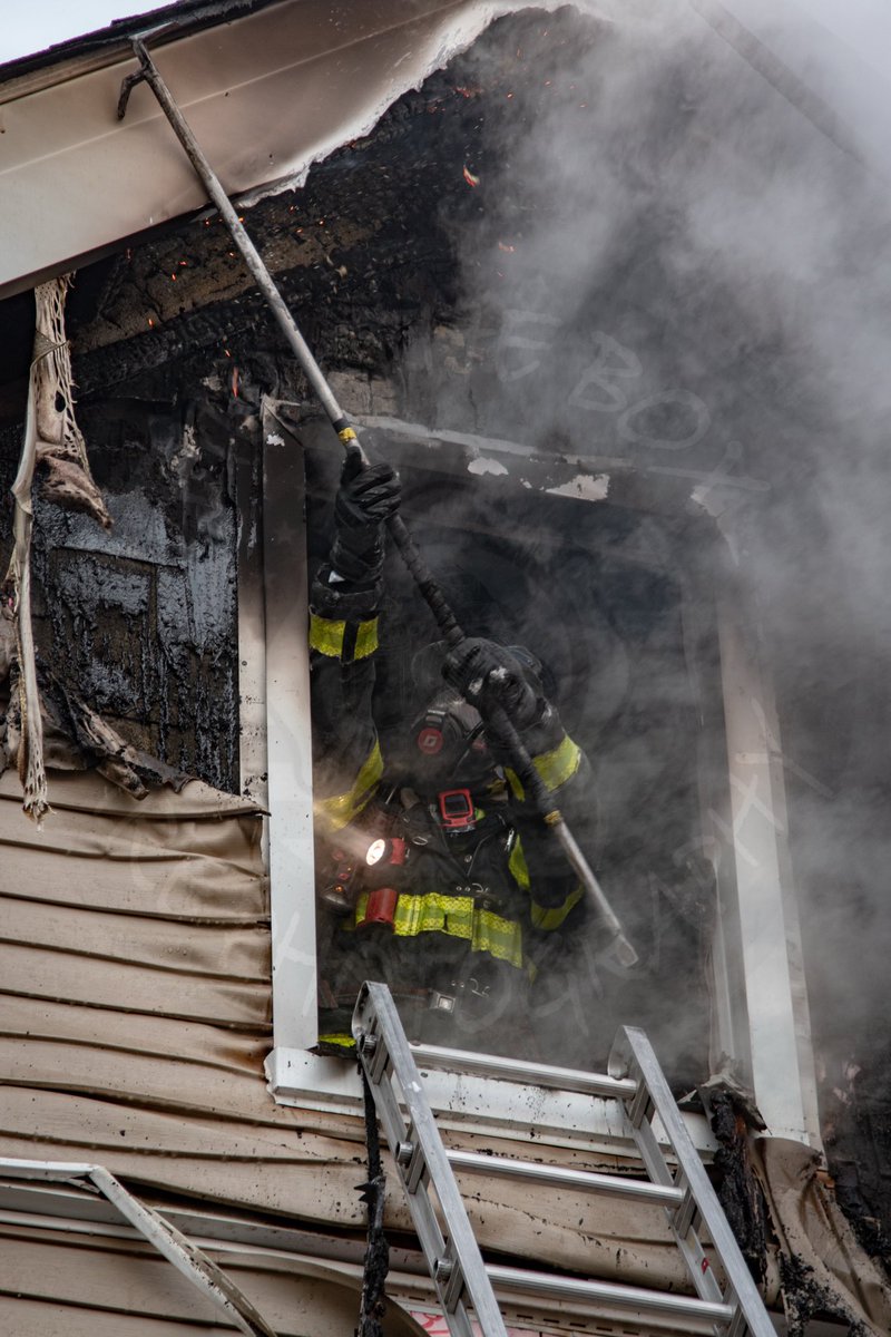 Fill The Box Fire Photography tweet media