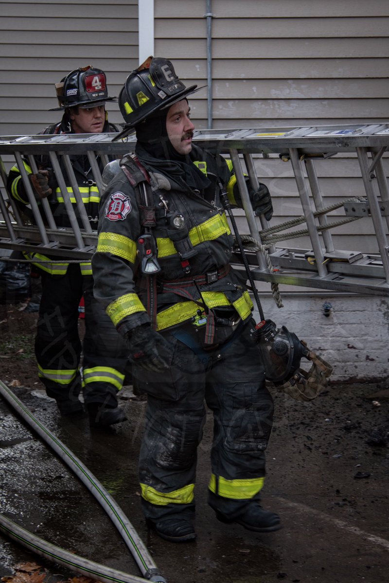 Fill The Box Fire Photography tweet media