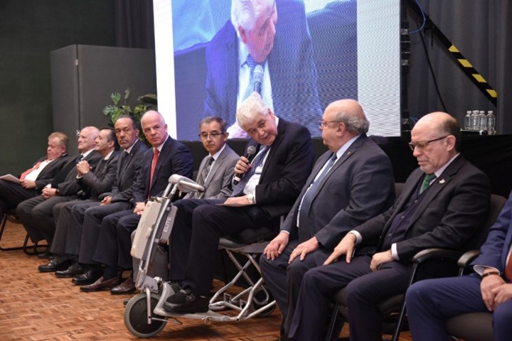 CICMoficial's tweet photo. El Colegio de Ingenieros Civiles de México reconoció al Ing. Alfredo Elías Ayub con el nombramiento de “Socio Emérito” del CICM, en el marco del 2º Foro Nacional de Planeación CICM 2024. “Políticas, gobernanza y buenas prácticas en infraestructura” https://t.co/33Y6Iiao1w