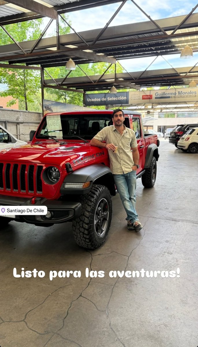 Fraann_J_'s tweet photo. Chaooo me encanta ❤️si había alguien que me lo imaginaba en una Jeep Gladiator era precisamente a Pedrito y tenía que ser Rojaaaaa jajaja lo pensé lo pensaste te conozco #pedrichelle jajaja felicidades Pedrito! https://t.co/q8icFZ7VwT