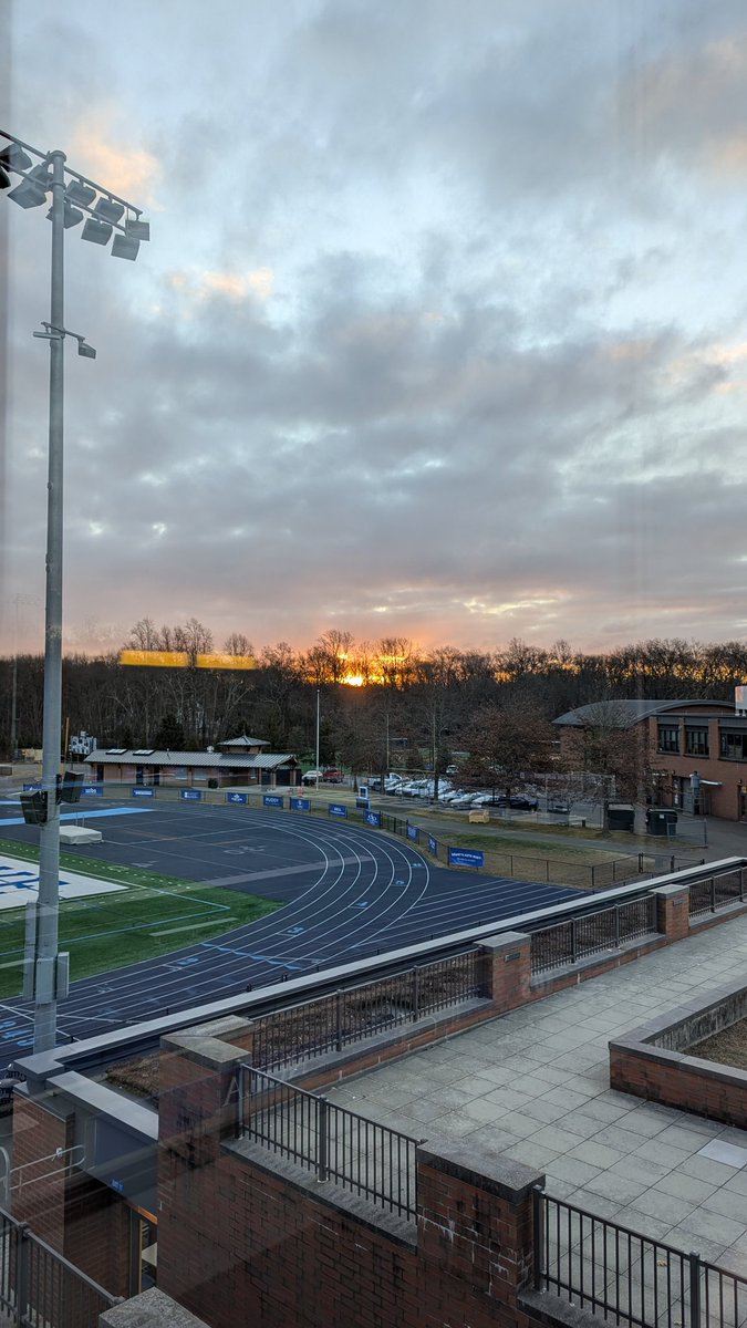 Good Morning <a href="/DarienHSCT/">Darien High School</a>.  Happy Friday.