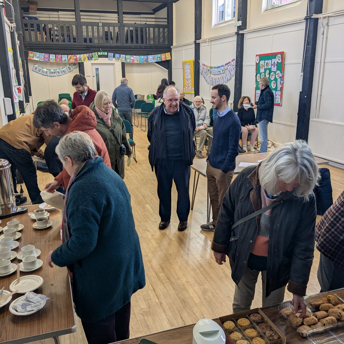CHinchliffMP's tweet photo. There was standing room only at my first coffee morning in the village of #Ashwell - over 80 in attendance!
Topics ranged from dangerous road junctions and encouraging active travel, to deploying rooftop solar and building new homes while preserving village integrity.
#NEHerts https://t.co/0Zs0z3Mx4j