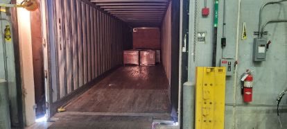 AftSpring's tweet image. The books are here—25 pallets worth!  

We’re getting ready and could use your help sorting and setting up.

Volunteer dates: Dec. 9th–13th | 9:00 AM–6:00 PM  

Sign up today bit.ly/3Z3bzdu to get started.  

#ReadingOpensTheWorld #TheAFT #SpringAFT #SpringISD #FirstBook