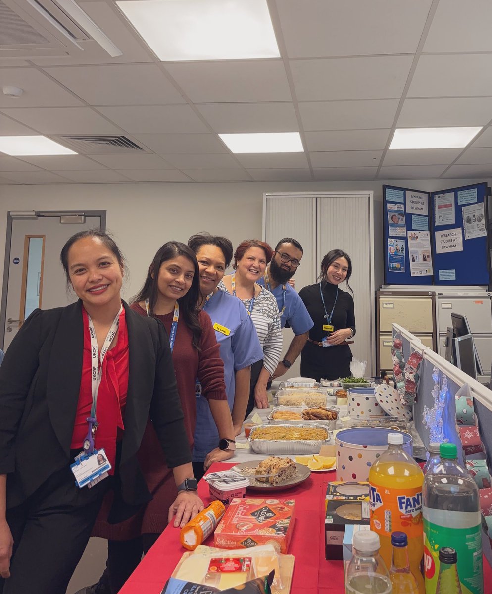 NUH_CRF's tweet photo. We are delighted to introduce our NUH Clinical Research team! Christmas Potluck Lunch 🎄🎅🏽🍗🎁 #Researchers #newham https://t.co/DVluCLKbI6