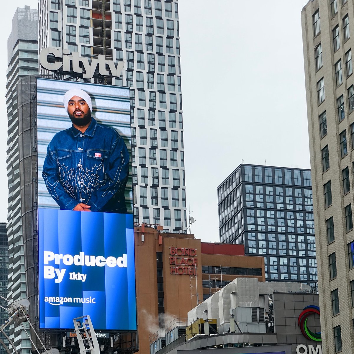 ikkymusic's tweet photo. PRODUCED BY IKKY @amazonmusic playlist is live! Check it out now 💙 https://t.co/XtjJ2TqMdR https://t.co/FFJ2p6dmdc