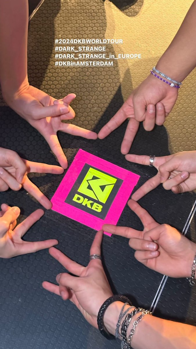 SeoulHaroo's tweet photo. 🗓 2024.09.29
📍Amsterdam @ Panama

#다크비 #DKB #Flight_Log
#2024DKBWORLDTOUR
#DARK_STRANGE
#DARK_STRANGE_in_EUROPE
#DKBinAMSTERDAM https://t.co/M5N4Lx8T8z
