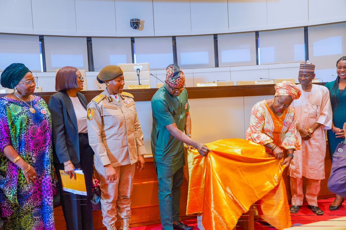 olaniranfaith's tweet photo. The Career Progression &amp; Training Policy Framework and Gender Mainstreaming Policy, unveiled by Hon. Dr. Olubunmi Tunji-Ojo, mark key milestones of the #MoNIS initiative in partnership with Denmark and ICMPD—advancing NIS modernization! #RenewedHope #BTOforRenewedHope https://t.co/XVqk9tX4dB