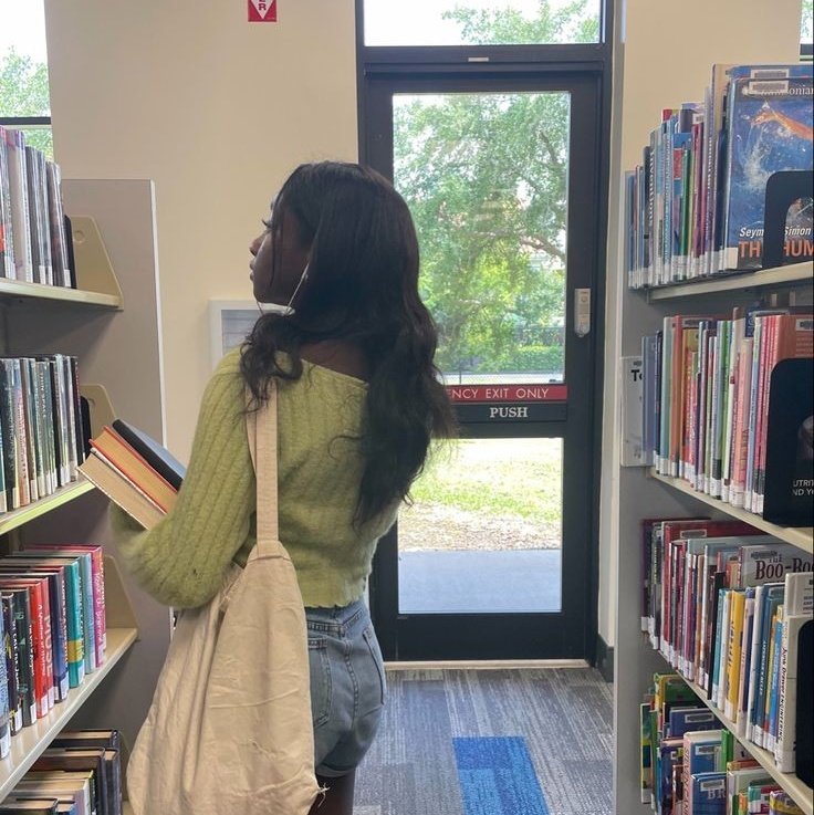 studyofdani's tweet image. 🔎 #studytwt , #studytwtbr &amp;amp; #booktwt  🩷

     •   dani  &amp;amp; 2007
     •   vestibulanda de psicologia 
     •   tentando aprender inglês 
     •   primeiro ano de cursinho 
     •   foco no enem e em vestibulares regionais 

    ↻ + ♡ = moots!