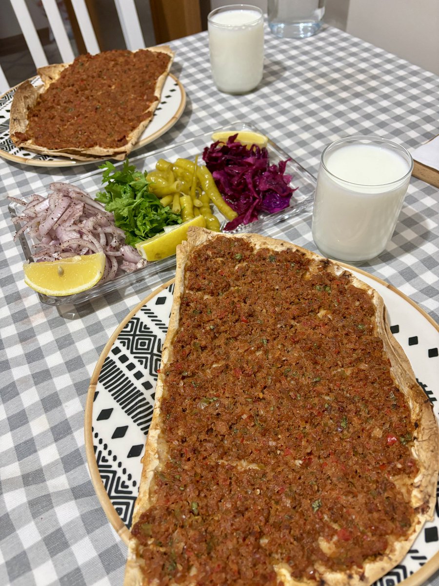 _betulkorkmaz's tweet photo. Diyete girmek isteyen kocama uyguladığım tarife; https://t.co/KGigJ23veG