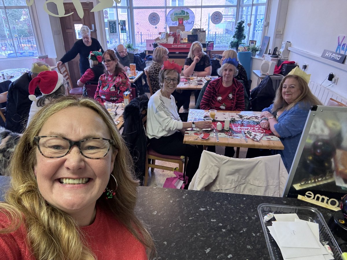 Christmas came early at The Hub today thanks to our friends from <a href="/rotarylamplight/">Rotary Stockport Lamplighter</a> 🎄🤶

Chef Linda and the lovely Charlotte, thank you again for making this such a special time! We are so blessed!