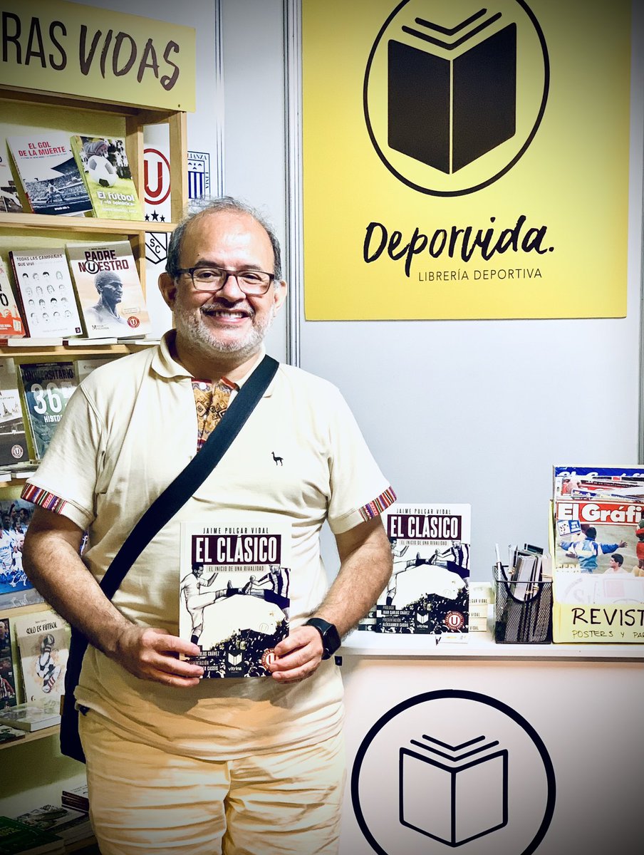 LiteraturaCrema's tweet photo. 𝘏𝘰𝘺 𝘴𝘦 𝘱𝘳𝘦𝘴𝘦𝘯𝘵𝘢 𝘦𝘭 𝘭𝘪𝘣𝘳𝘰 “𝘌𝘭 𝘤𝘭á𝘴𝘪𝘤𝘰, 𝘦𝘭 𝘪𝘯𝘪𝘤𝘪𝘰 𝘥𝘦 𝘶𝘯𝘢 𝘳𝘪𝘷𝘢𝘭𝘪𝘥𝘢𝘥” 𝘥𝘦  @𝘫𝘱𝘶𝘭𝘨𝘢𝘳𝘷𝘪𝘥𝘢𝘭 , 𝘦𝘥𝘪𝘵𝘰𝘳𝘪𝘢𝘭 @𝘷𝘪𝘵𝘳𝘪𝘯𝘢𝘦𝘥𝘪𝘵𝘰𝘳𝘦𝘴 , 𝘶𝘯𝘢 𝘫𝘰𝘺𝘢 𝘤𝘰𝘯 𝘮𝘶𝘤𝘩𝘢 𝘪𝘯𝘷𝘦𝘴𝘵𝘪𝘨𝘢𝘤𝘪ó𝘯 𝘩𝘪𝘴𝘵ó𝘳𝘪𝘤𝘢 𝘥𝘦 𝘭𝘰𝘴 𝘢𝘯𝘵𝘢𝘨𝘰𝘯𝘪𝘴𝘵𝘢𝘴 𝘥𝘦𝘭 𝘧ú𝘵𝘣𝘰𝘭 𝘱𝘦𝘳𝘶𝘢𝘯𝘰.

𝘋í𝘢: 𝘝𝘪𝘦𝘳𝘯𝘦𝘴 𝘖6.12.2𝘖24
𝘏𝘰𝘳𝘢: 7𝘱𝘮
𝘓𝘶𝘨𝘢𝘳: 𝘊𝘦𝘯𝘵𝘳𝘰 𝘤𝘶𝘭𝘵𝘶𝘳𝘢𝘭 𝘙𝘪𝘤𝘢𝘳𝘥𝘰 𝘗𝘢𝘭𝘮𝘢
𝘈𝘷. 𝘑𝘰𝘴é 𝘓𝘢𝘳𝘤𝘰 770, 𝘔𝘪𝘳𝘢𝘧𝘭𝘰𝘳𝘦𝘴

¡𝘈𝘤𝘰𝘮𝘱𝘢ñ𝘦𝘮𝘰𝘴 𝘢 𝘑𝘢𝘪𝘮𝘦 𝘦𝘯 𝘭𝘢 𝘱𝘳𝘦𝘴𝘦𝘯𝘵𝘢𝘤𝘪ó𝘯 𝘥𝘦 𝘴𝘶 𝘰𝘣𝘳𝘢!