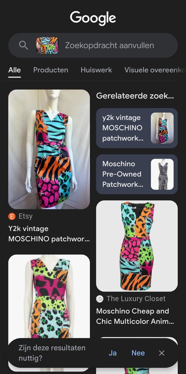 Ik kwam deze jurk net tegen, niet mijn maat dus niet aangeschaft, maar WAT?! Een echte?! Voor een tientje?!