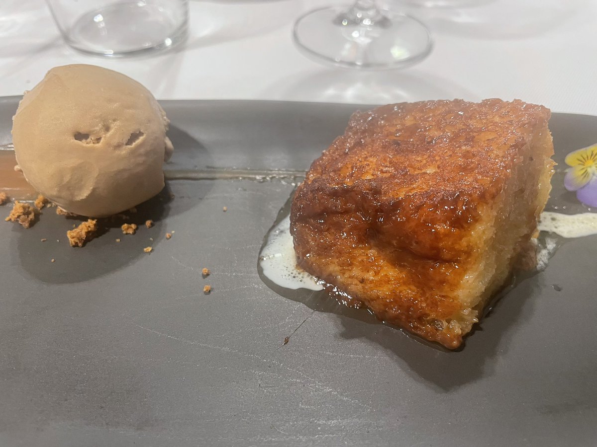 La torrija en <a href="/RestCasaUrola/">Rest. Casa Urola</a> . No hay muchos postres mejores.