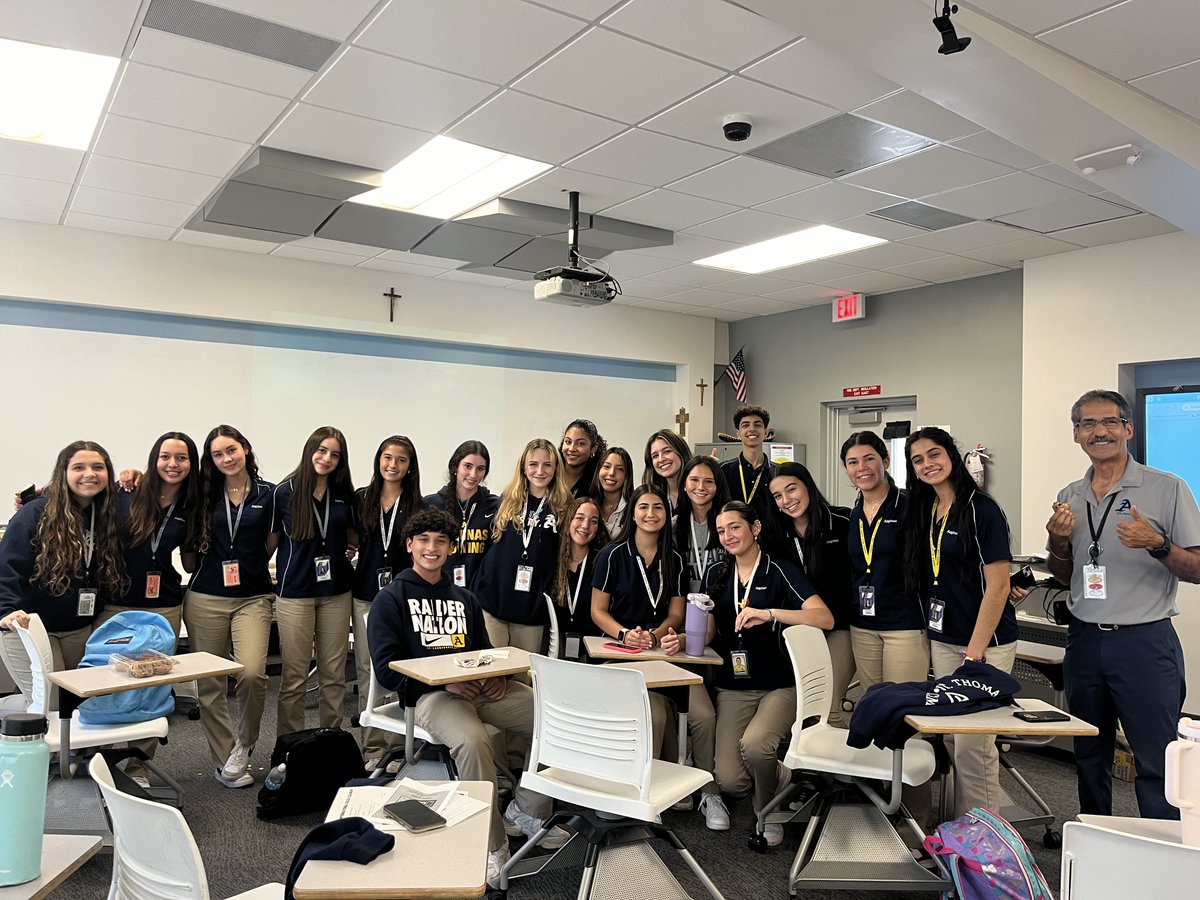 St. Thomas Aquinas tweet media