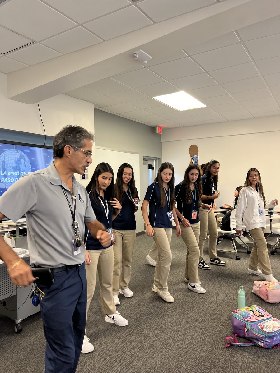 💃🕺 The Spanish Club brought the rhythm this week, learning salsa &amp; merengue with Mr. Salazar! 🎶 Huge thanks to him for teaching us the moves &amp; sharing the culture. Who’s ready to dance? 🌟 #SpanishClub #STACommunity #DanceVibes