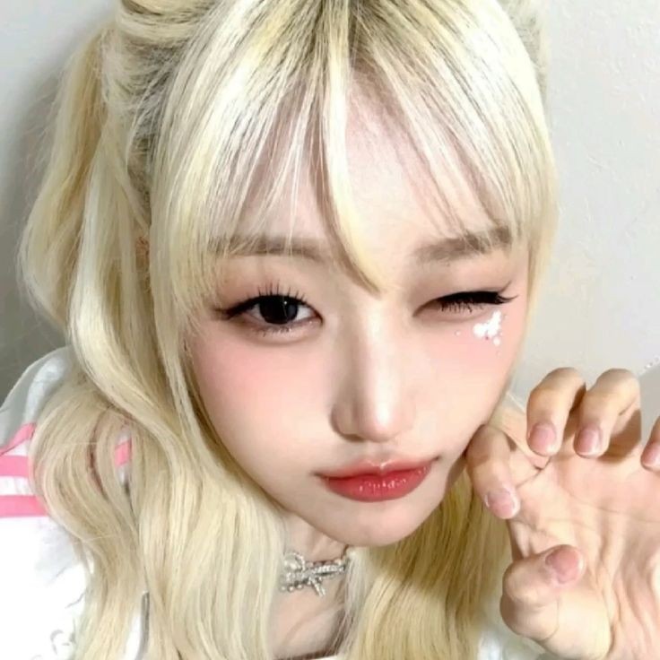 sohapic's tweet photo. hello ♡ ! this is a new account to support soha from SAY MY NAME girl group, please help by rt and liking this post

#소하 #SOHA #SAYMYNAME #세이마이네임 https://t.co/2QWr3mG1ET