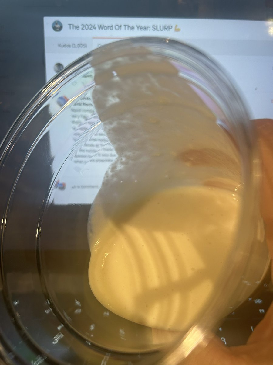 On my lunch break reading  <a href="/MountainRoche/">David Roche</a> “word of the year - SLURP” post on <a href="/Strava/">Strava</a> &amp; being handed my very first taste of Venezuelana #chicha. Some synergy there but the drink will take a little getting used to. This version made with pasta - carb count must be off the chart!